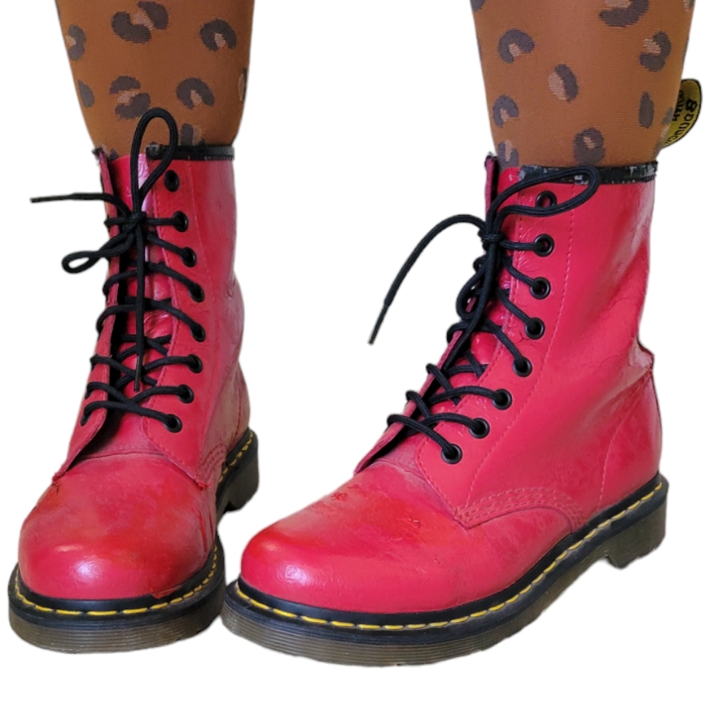DR MARTENS Y2K flower embossed red Pascal leather combat boots 8 / 39